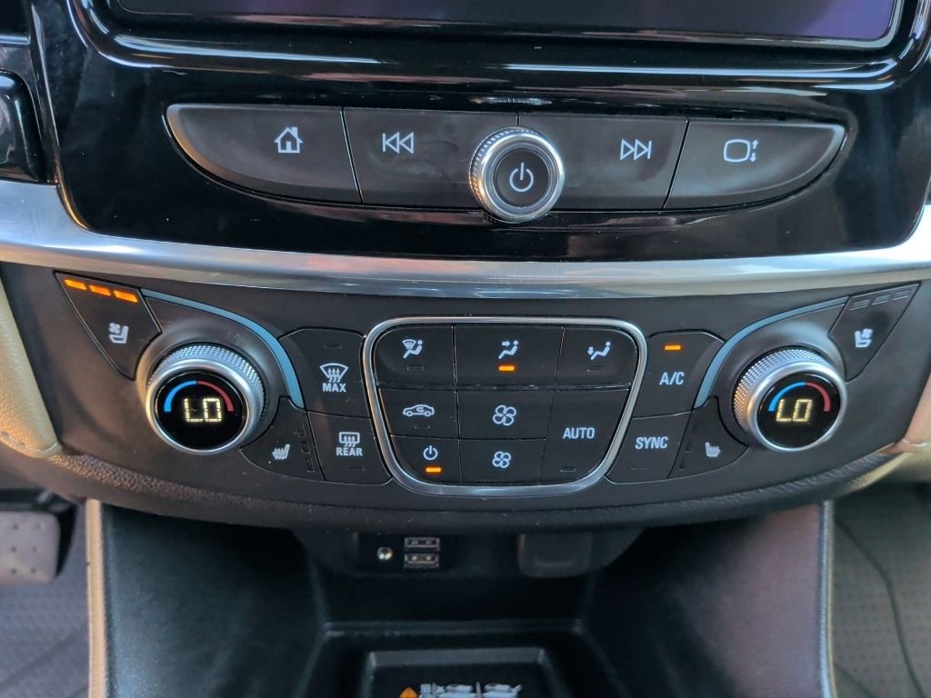 Used 2023 Gray Chevrolet Premier image 29