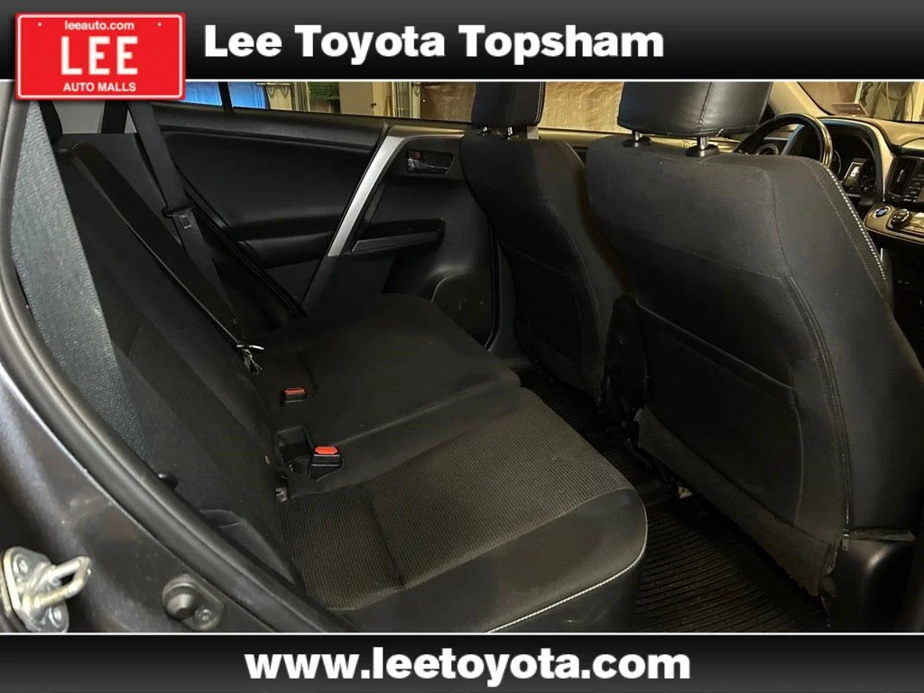 Used 2017 Magnetic Gray Metallic Toyota XLE image 17