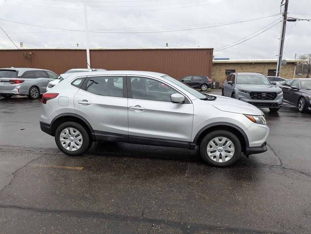 Used 2018 Nissan Rogue Sport S with VIN JN1BJ1CR9JW258850 for sale in Dover, OH