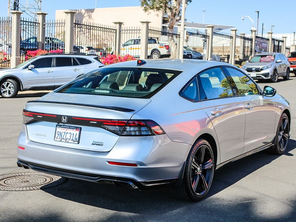 Used 2024 Silver Honda Sport-L image 9