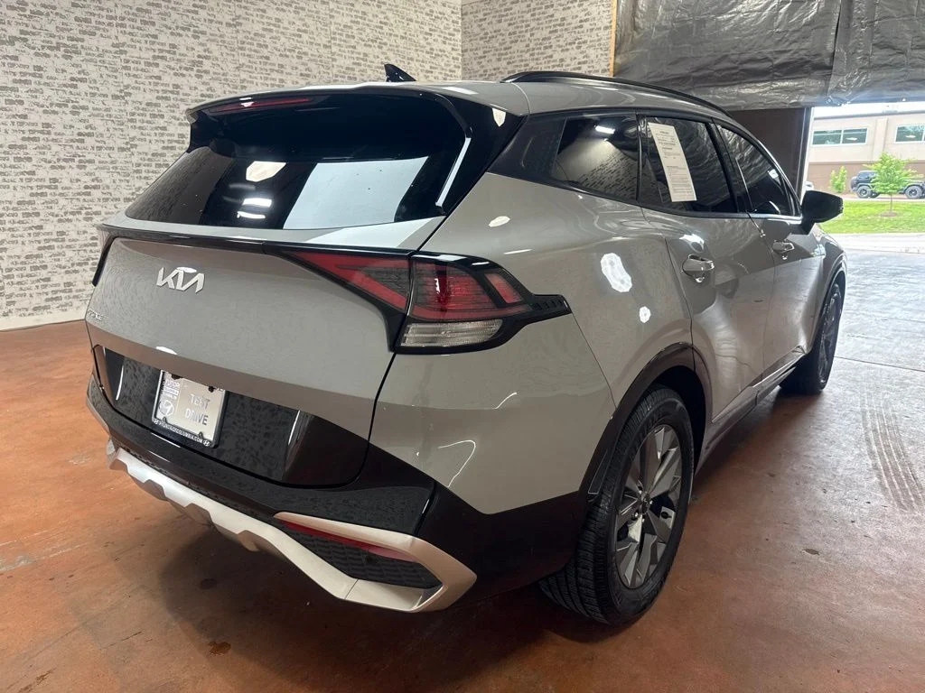 Used 2023 Wolf Gray Kia SX image 7
