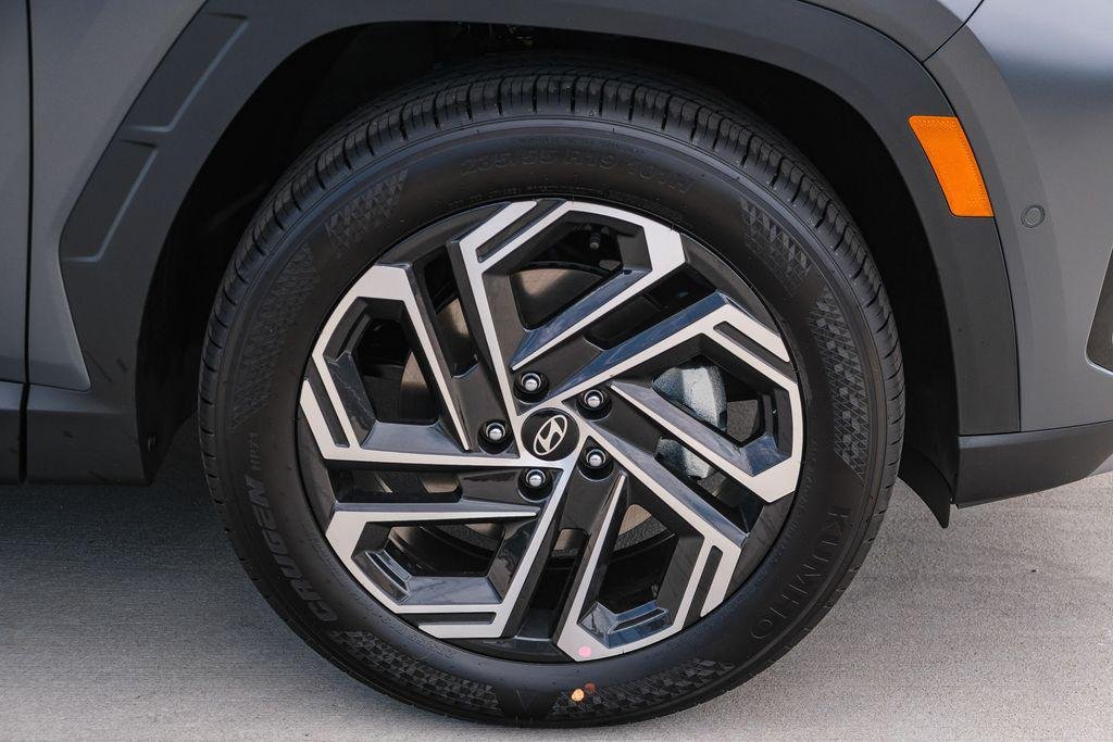 2025 Hyundai Tucson Limited - Photo 10