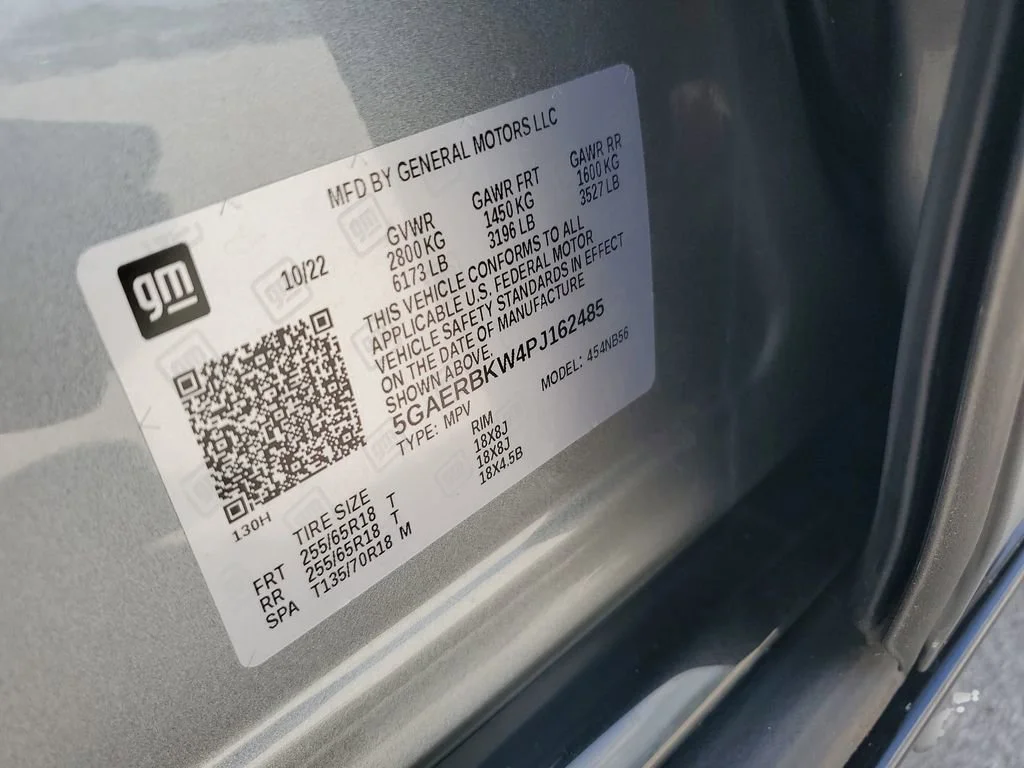 Used 2023 Moonstone Gray Metallic Buick Essence image 31