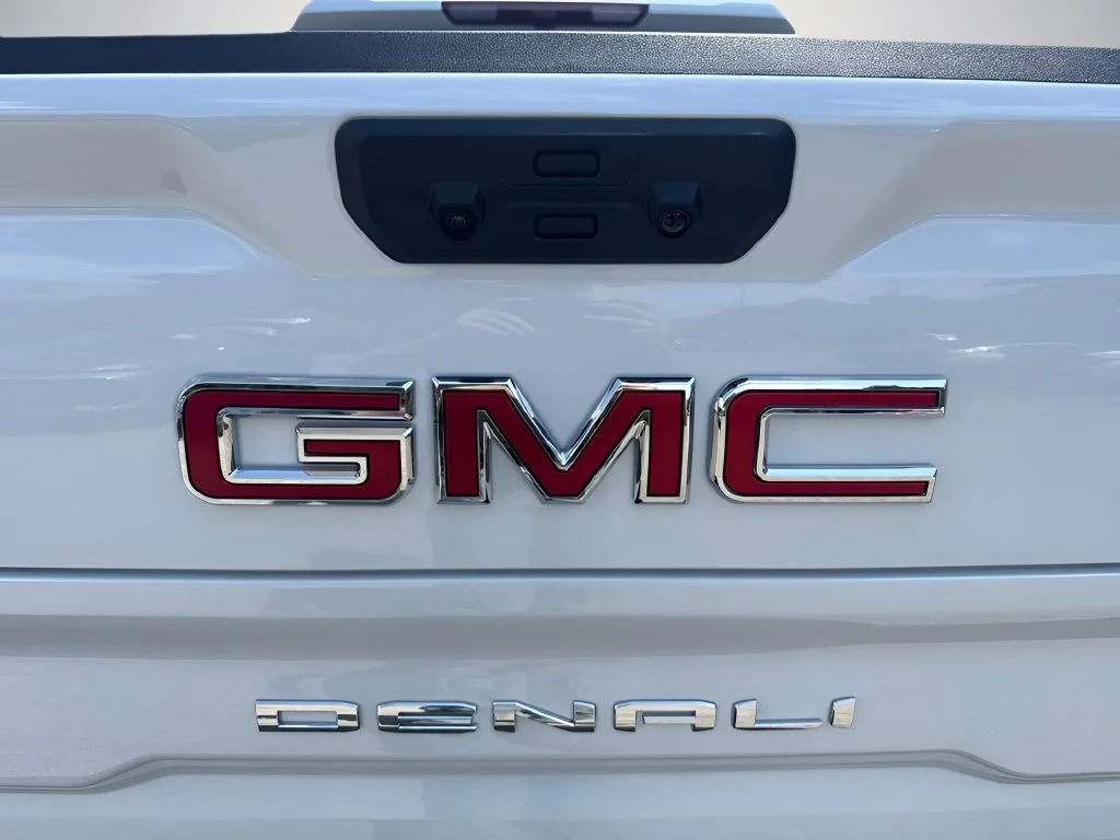 New 2026 Glacier White Tricoat GMC Denali image 34
