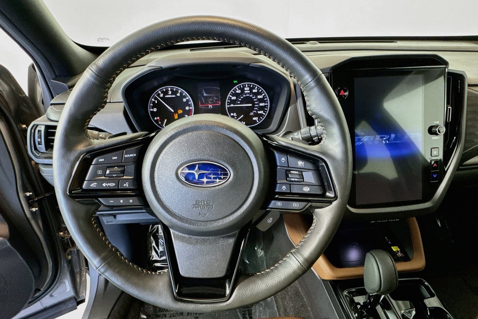 Used 2026 River Rock Pearl Subaru Touring image 11