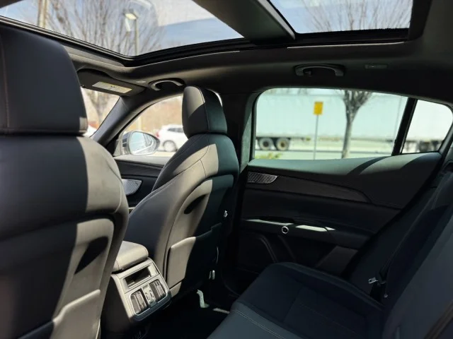 New 2025 Nero Tempesta Metallic Maserati Premium SPORT image 26
