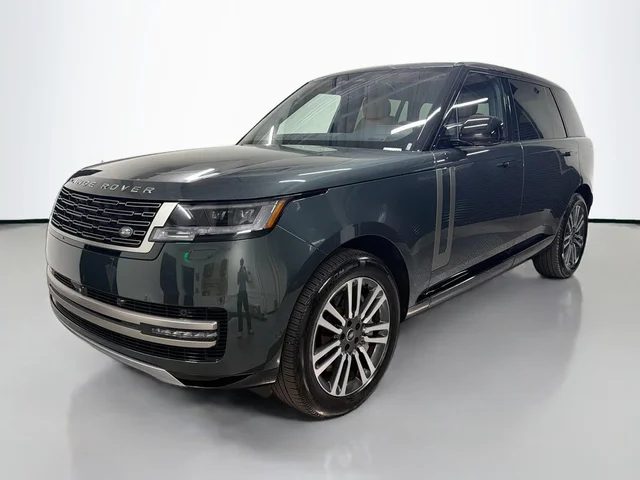 2025 Land Rover Range Rover SE