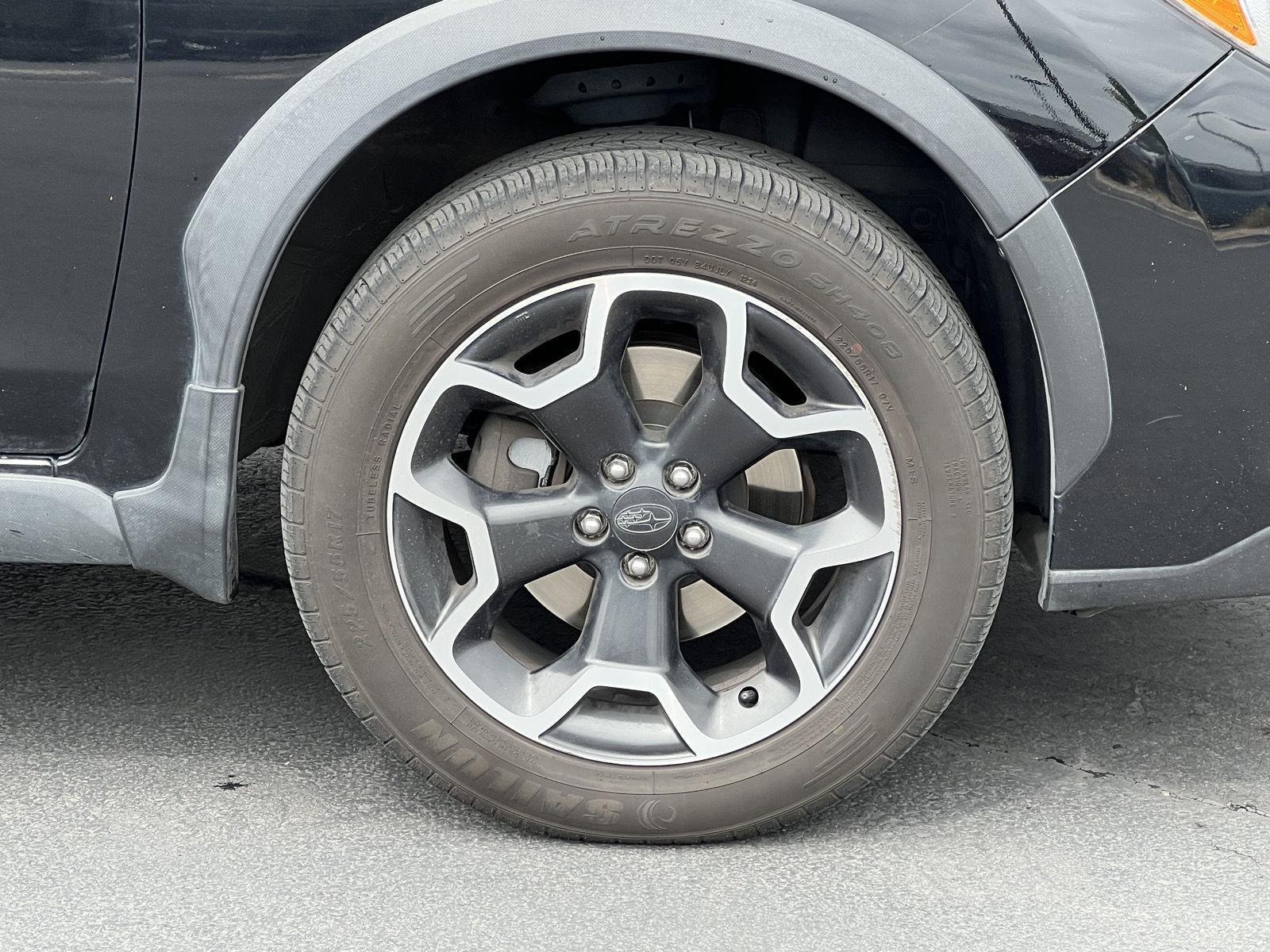 Used 2015 Crystal Black Silica Subaru Premium image 16