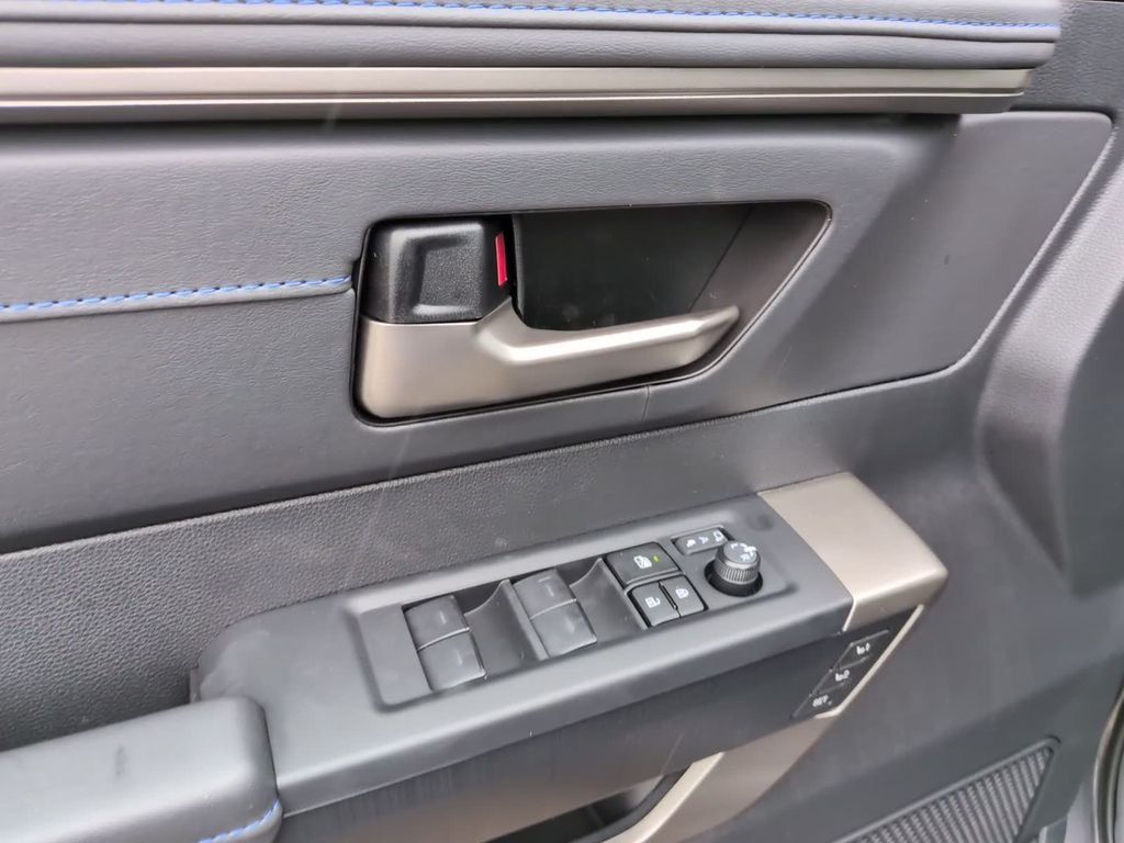 New 2026 Magnetic Gray Metallic Toyota  Platinum image 12