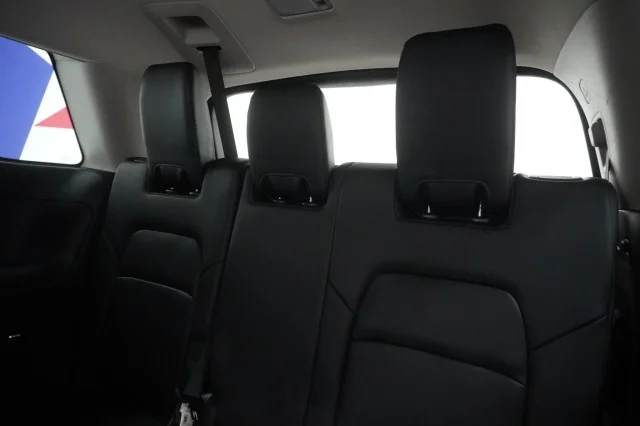 Used 2022 BLACK Nissan Platinum image 24