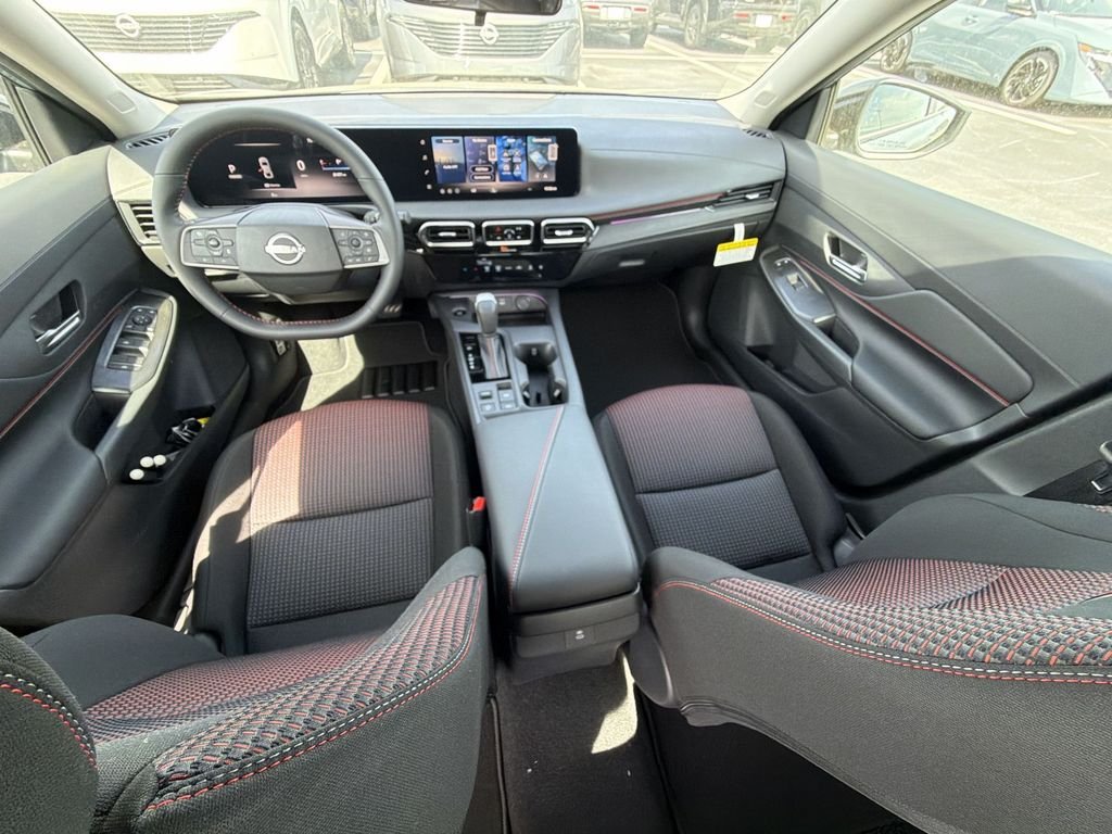 New 2026 Atlantic Gray Metallic / Super Black Two-tone Nissan SR image 20