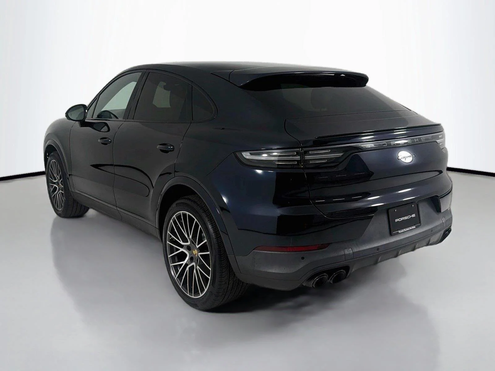 Certified Used 2023 Moonlight Blue Metallic Porsche Platinum Edition image 3