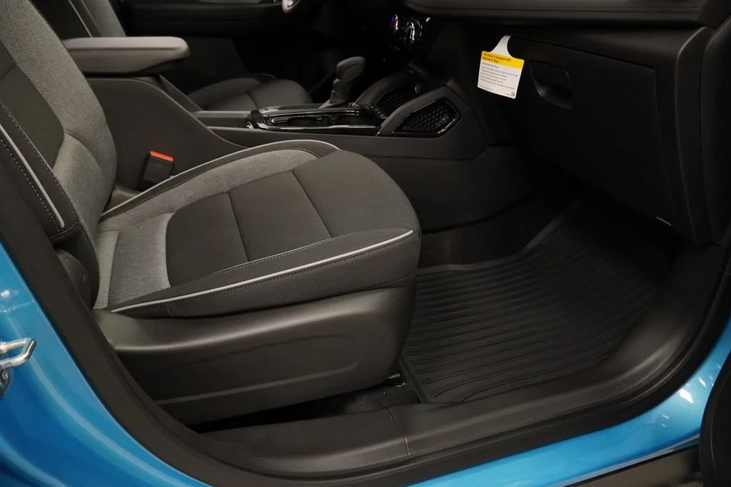 New 2026 Marina Blue Metallic Chevrolet LT image 37