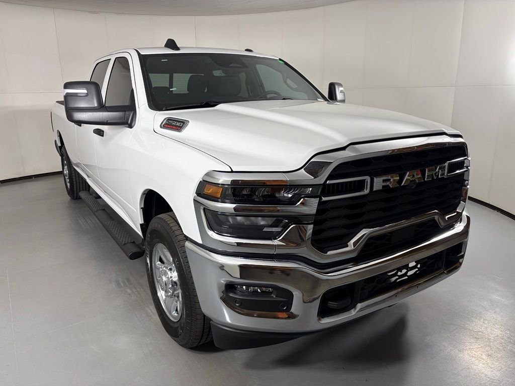 New 2026 Bright White Clear-Coat Exterior Paint RAM Tradesman image 2