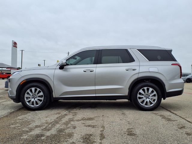 Used 2025 Silver Hyundai SEL image 4