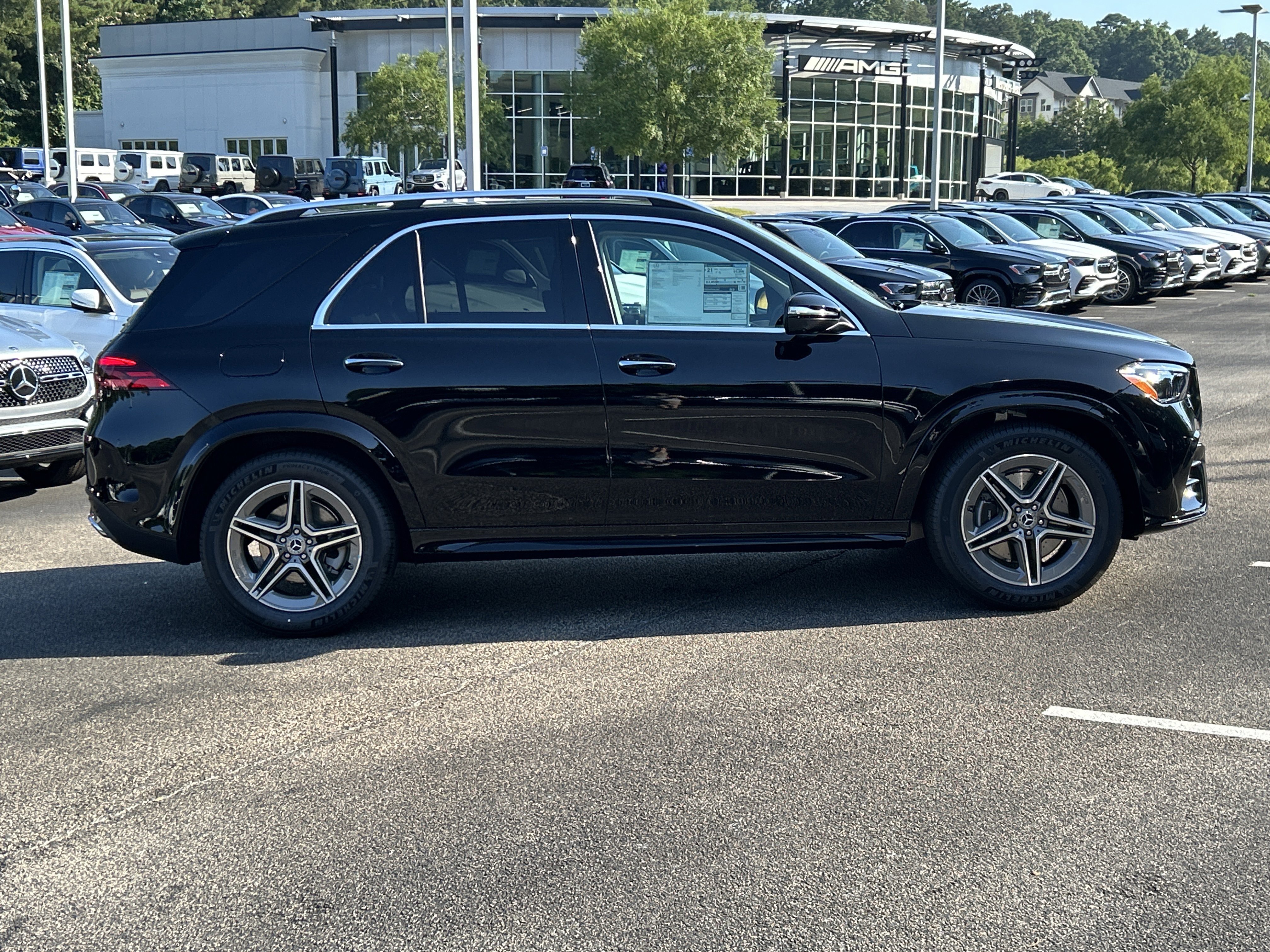 New 2026 Black Mercedes-Benz GLE 450 4MATIC® SUV image 5