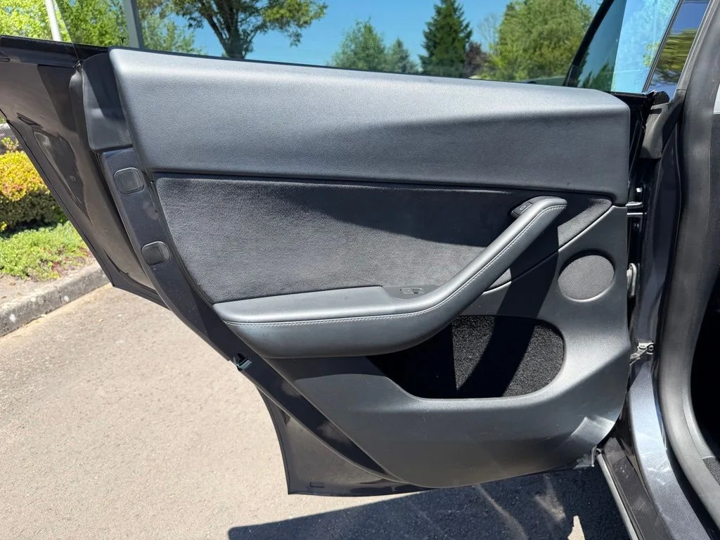 Used 2023 Midnight Silver Metallic Tesla Long Range image 28