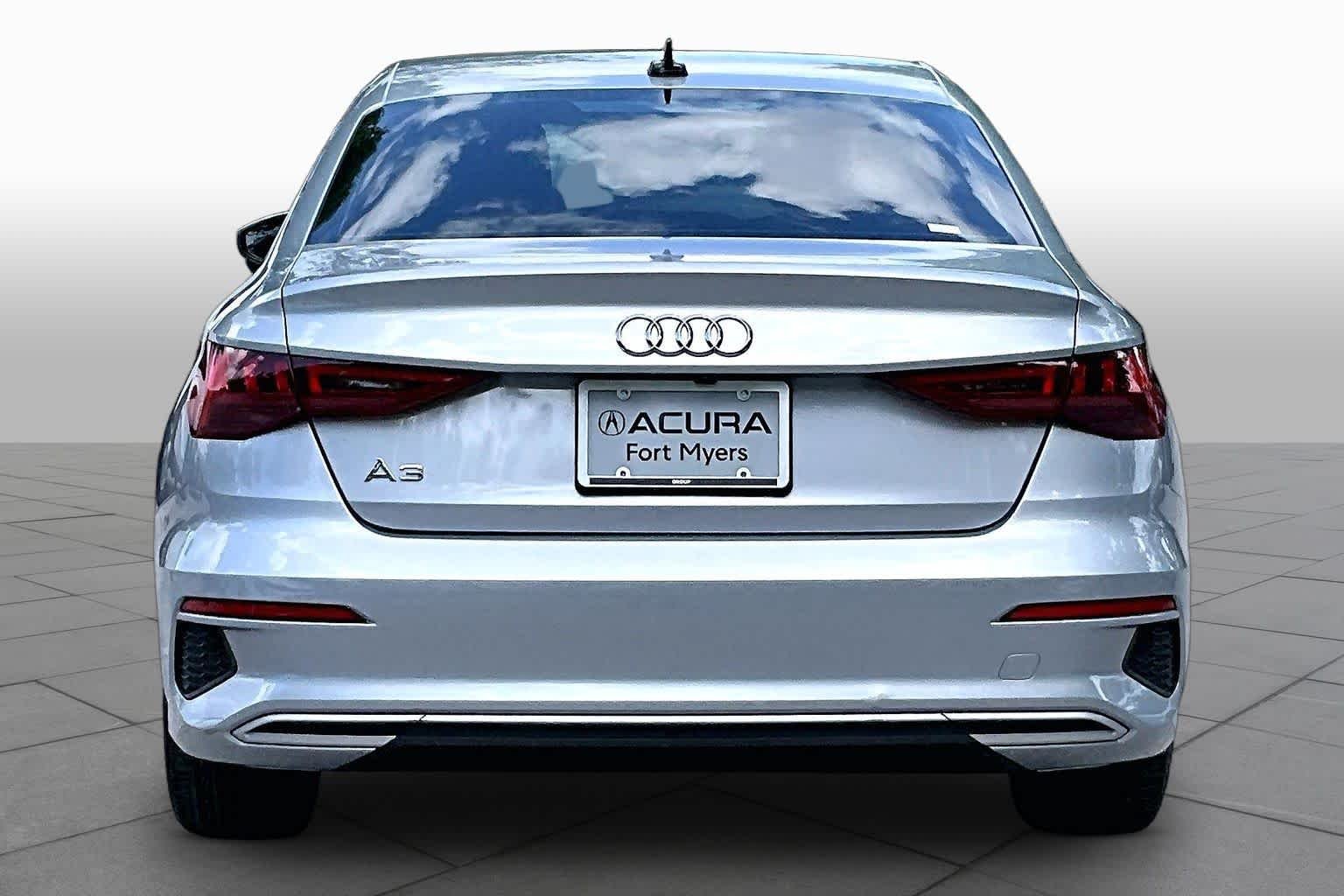 Used 2022 Florett Silver Metallic Audi Premium image 5