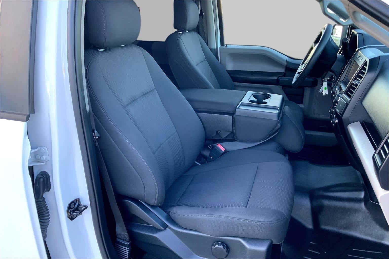 Used 2019 Oxford White Ford XL image 9