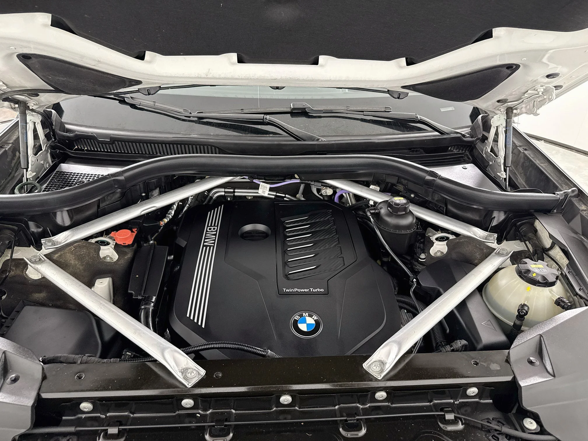 Used 2021 Alpine White BMW xDrive40i image 30