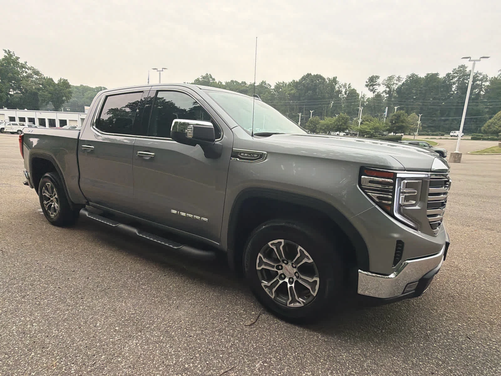 Used 2025 Sterling Metallic GMC SLT image 3