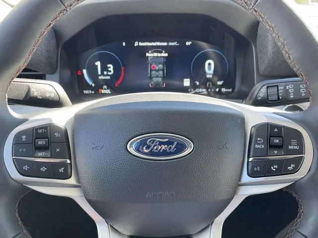 2026 Ford Explorer Active - Photo 13