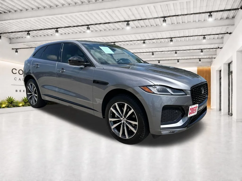 2024 Jaguar F-PACE P250 R-Dynamic S's photo