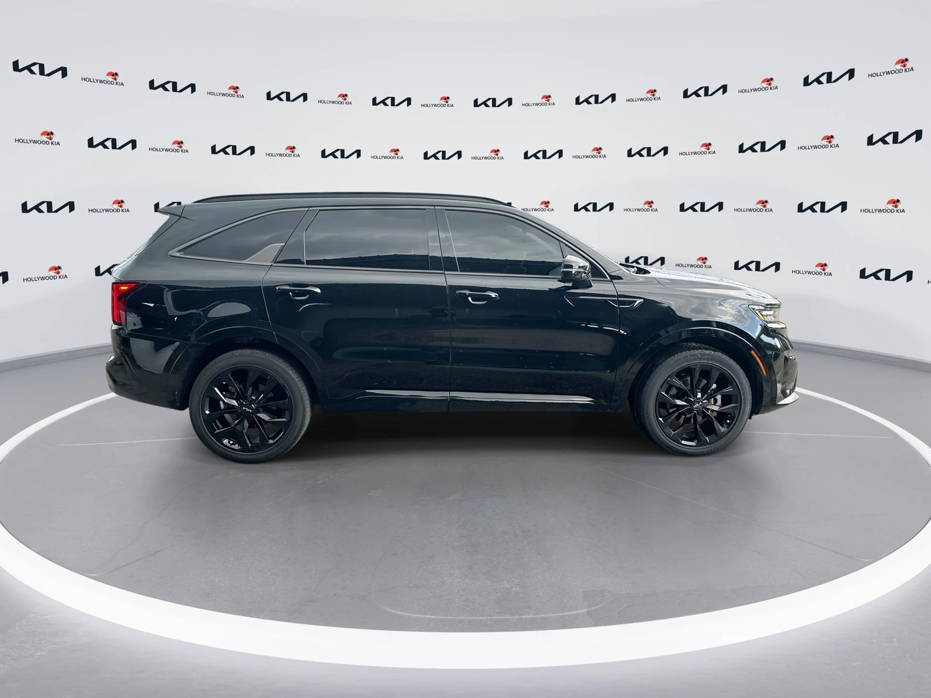 Certified Used 2023 Ebony Black Kia SX image 9