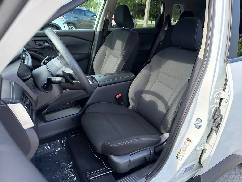 Certified Used 2024 White Nissan S image 28
