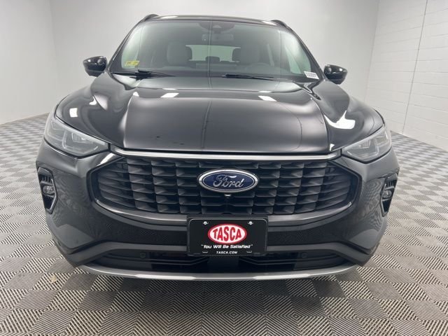 Used 2023 Black Ford Platinum image 3