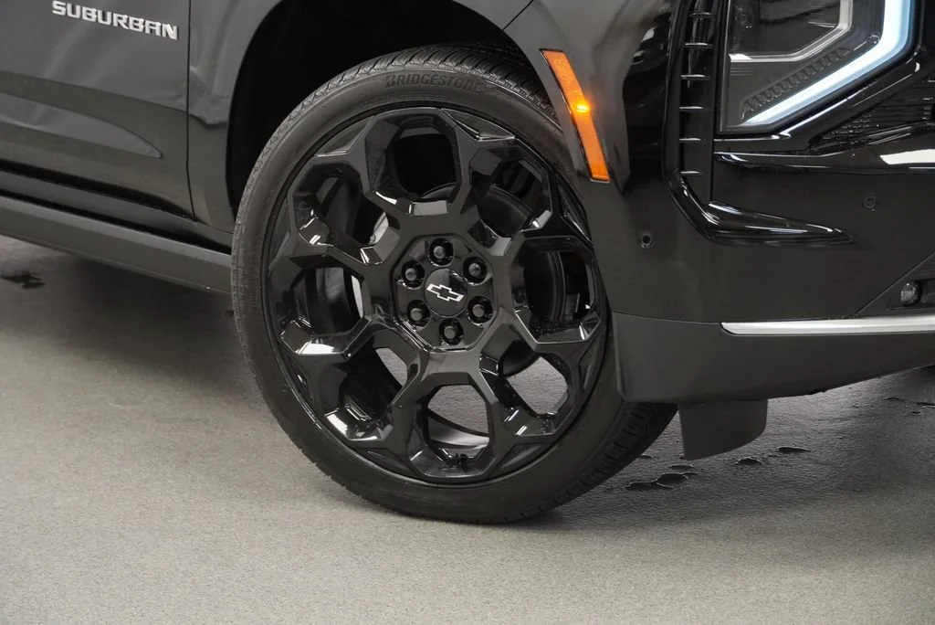 New 2026 Black Chevrolet High Country image 10