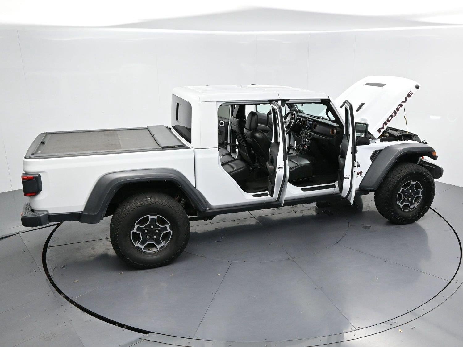 Used 2022 Bright White Clearcoat Jeep Mojave image 38