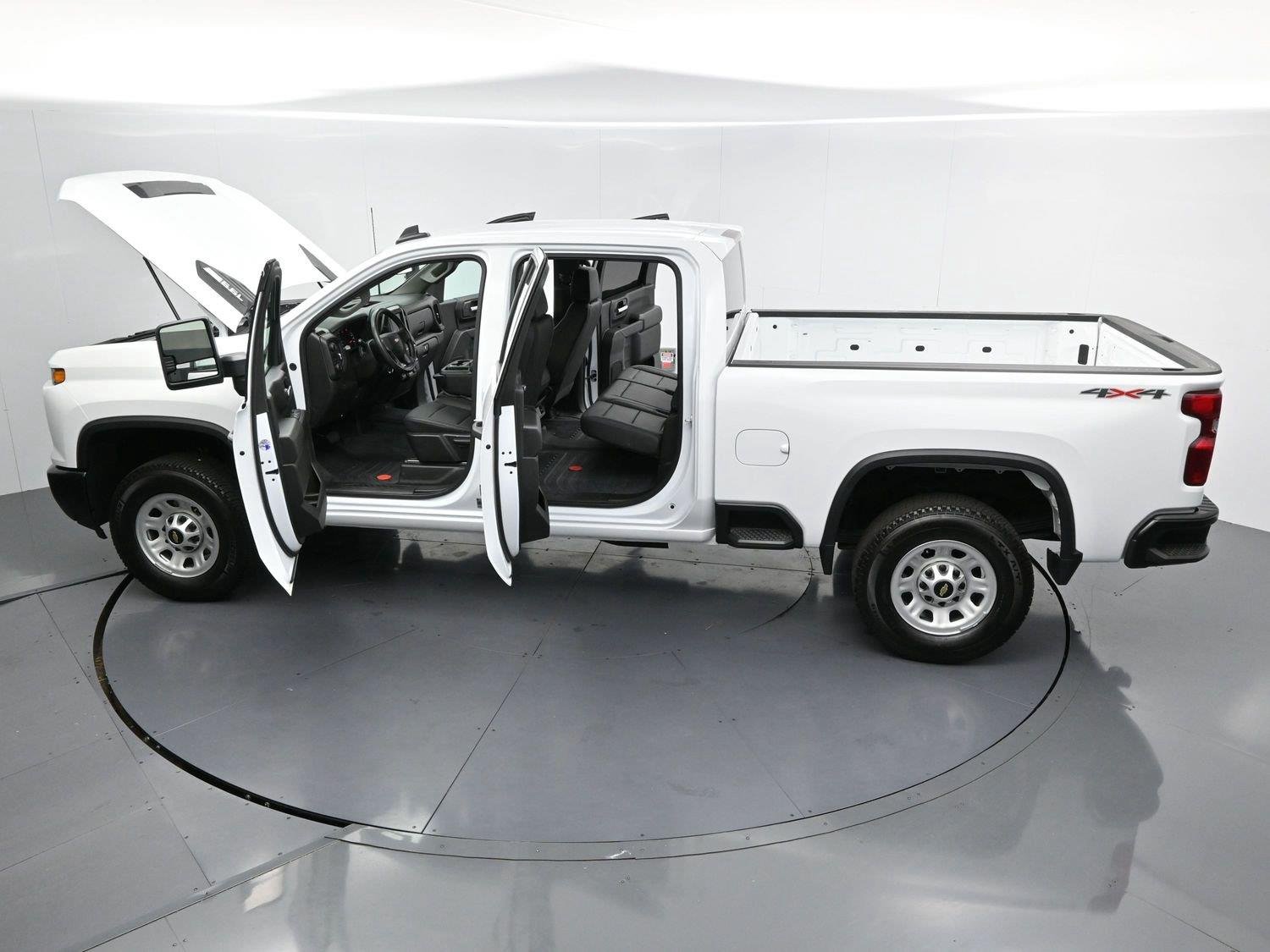 Used 2025 Summit White Chevrolet WT image 37