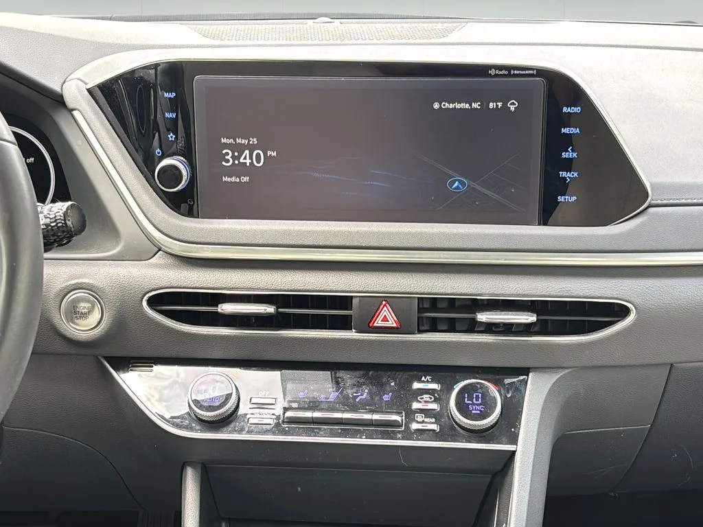 Used 2023 Serenity White Hyundai SEL image 19