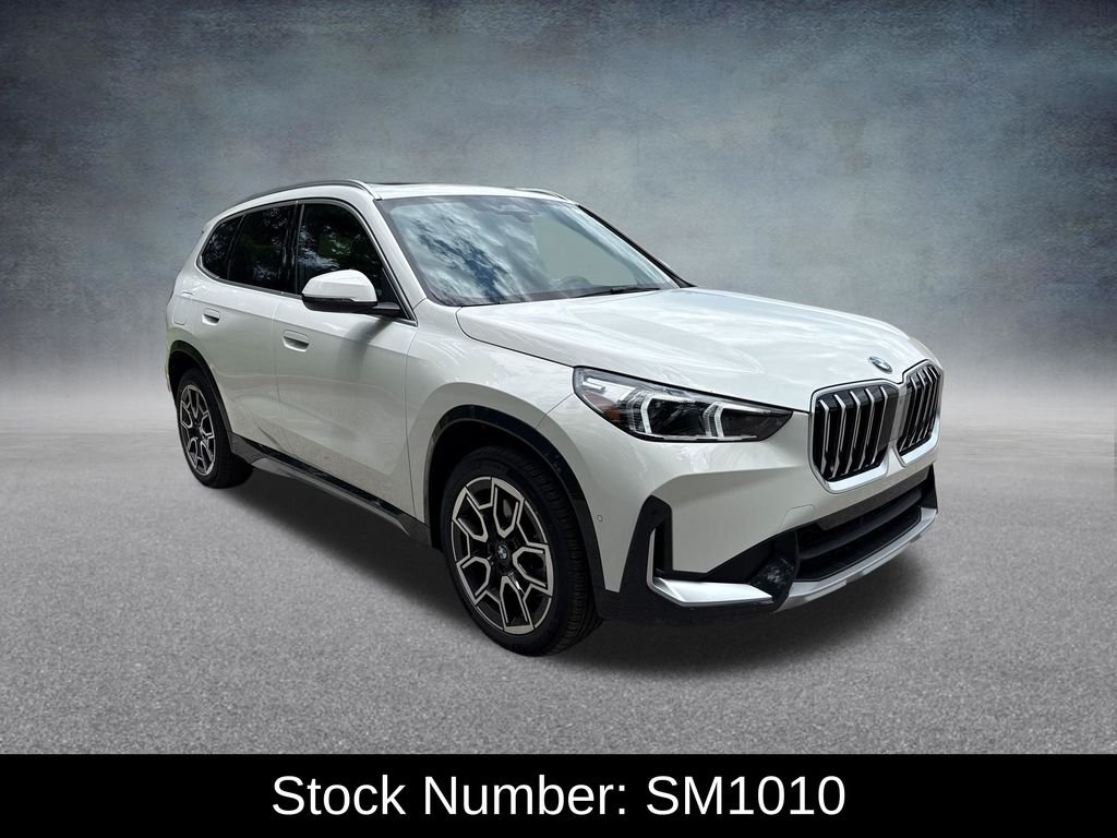 New 2026 White BMW xDrive28i image 7