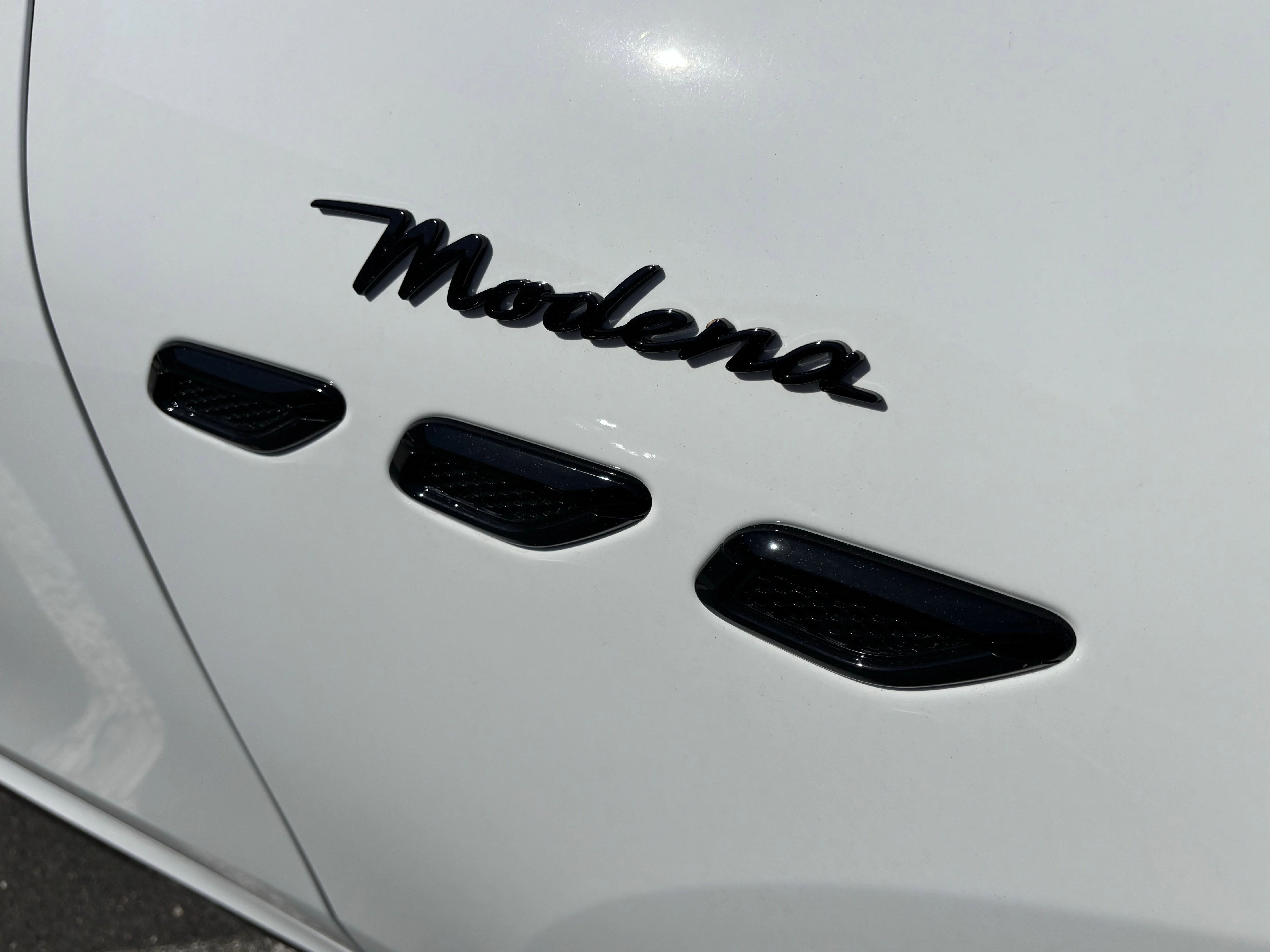 New 2026 BIANCO Maserati Modena image 14