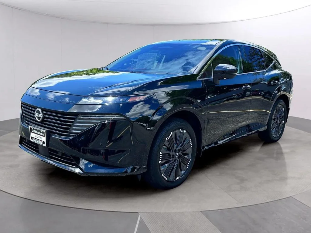 New 2026 Super Black Nissan Platinum image 7