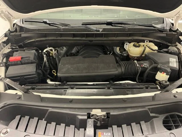 Used 2021 IRIDESCENT PEARL TRICOAT Chevrolet LT image 29