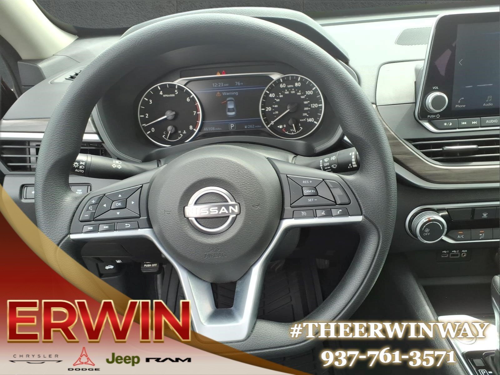 Used 2025 Black Nissan 2.5 SV image 17
