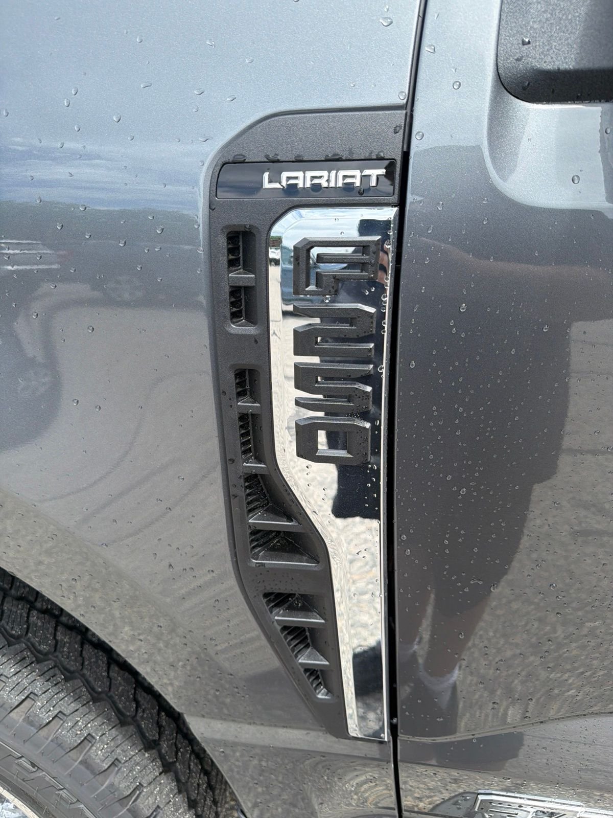 New 2026 Carbonized Gray Metallic Ford F-250® Lariat® image 11