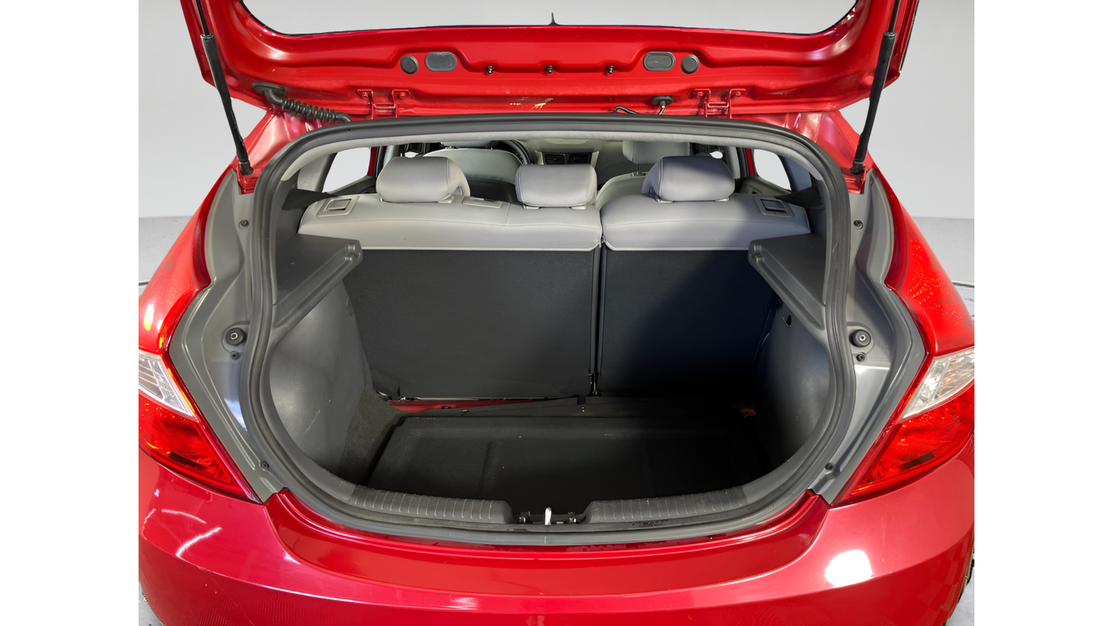 Used 2017 Red Hyundai SE image 21