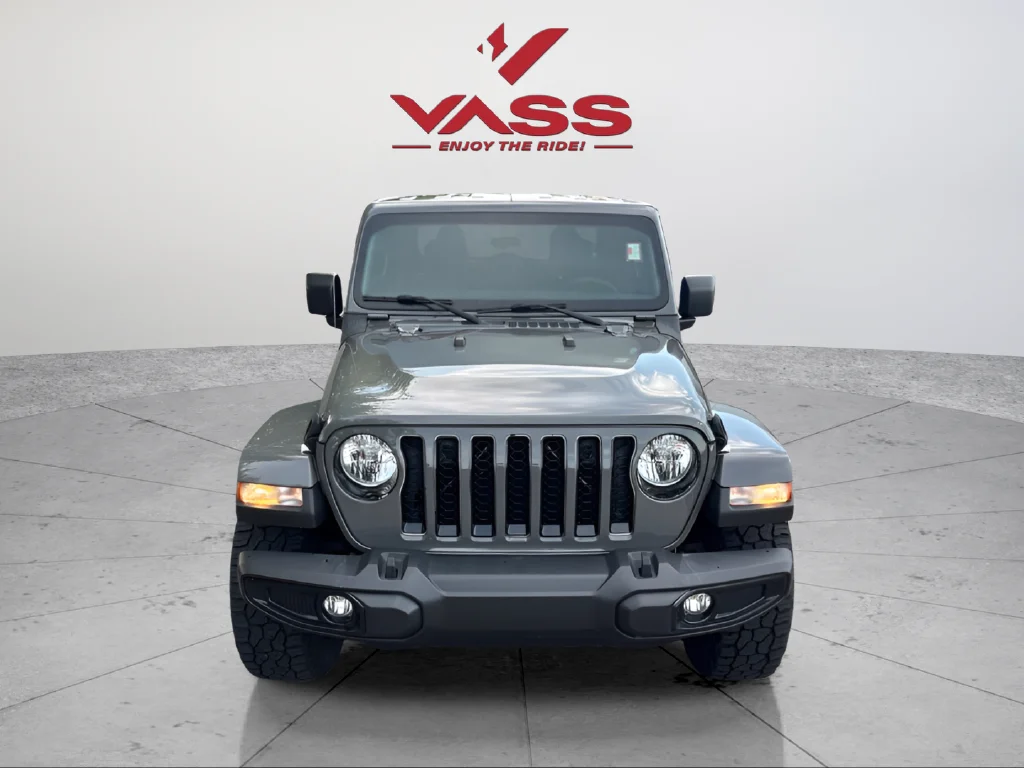 Used 2021 Gray Clearcoat Jeep Overland image 8