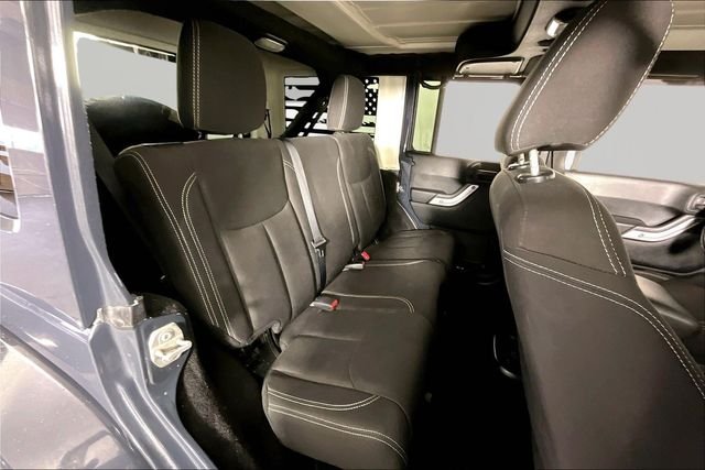 Used 2017 Black Jeep Unlimited Rubicon image 22