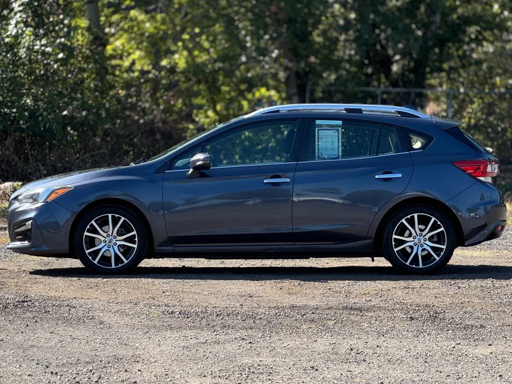 Used 2017 Carbide Gray Metallic Subaru 2.0i Limited image 4