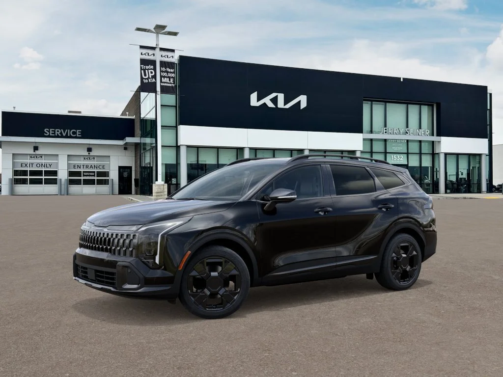 New 2027 Fusion Black Kia X-Line image 3