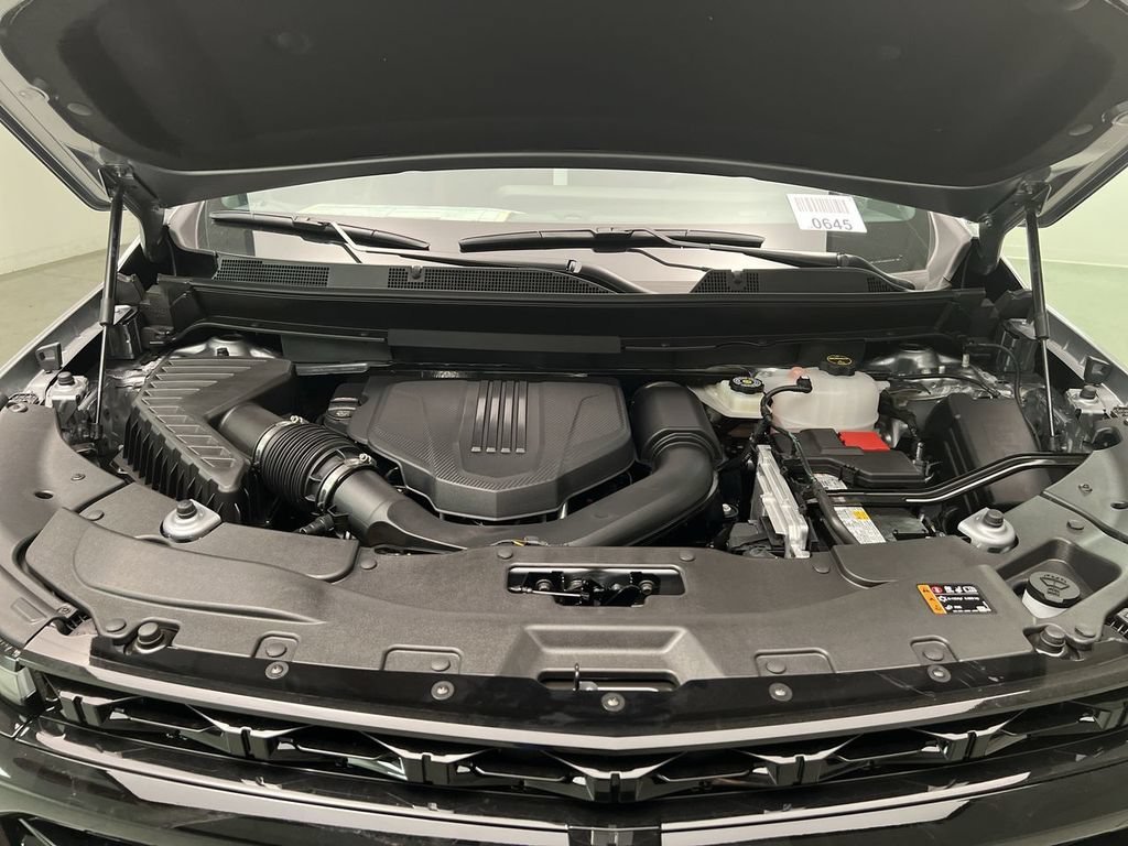 New 2027 Sterling Gray Metallic Chevrolet RS image 27