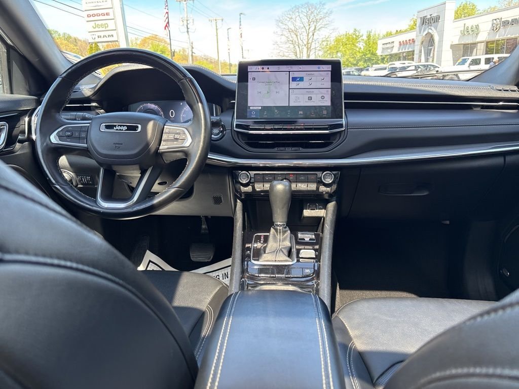 Used 2022 White Jeep High Altitude image 16