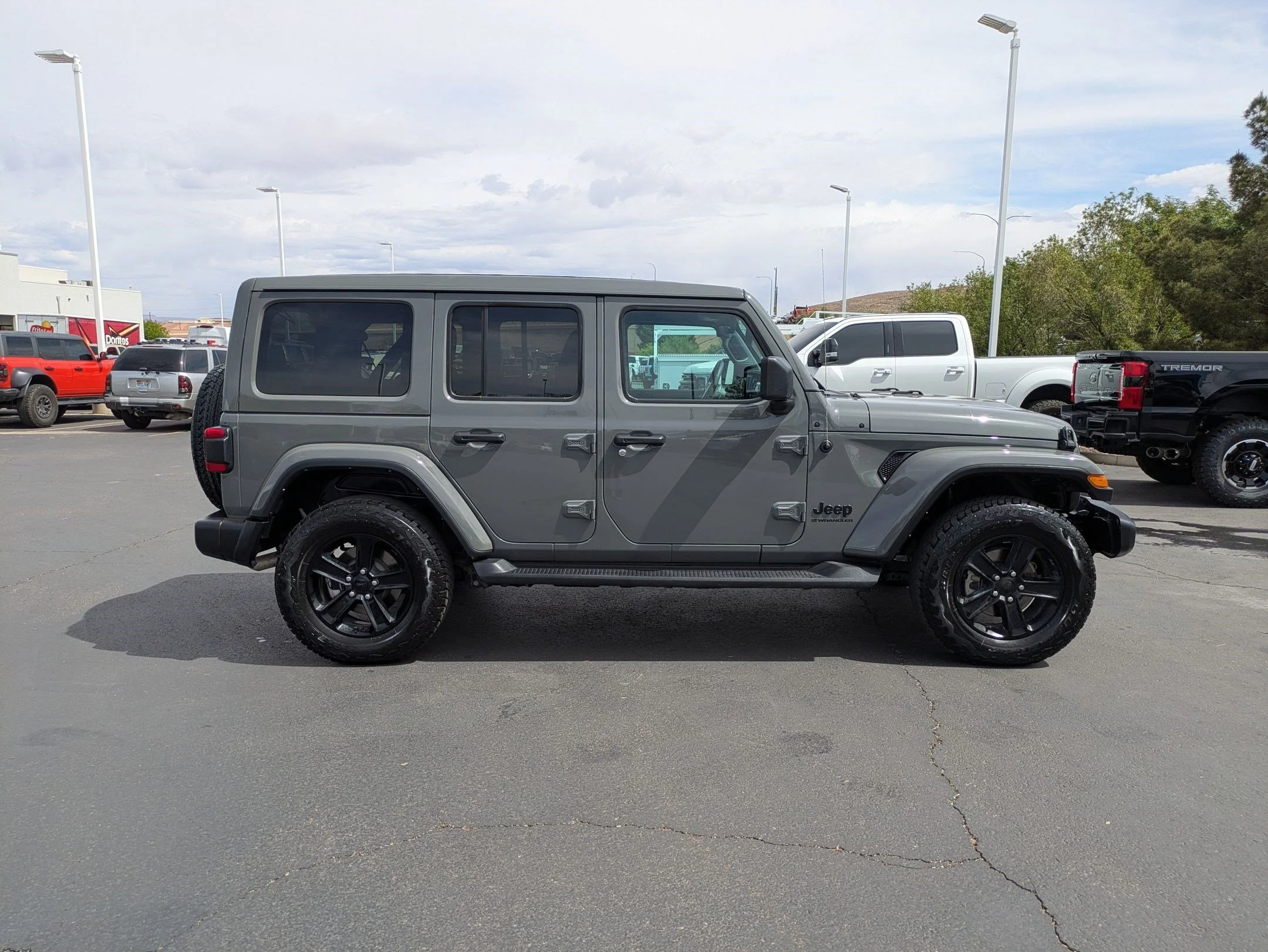 1C4HJXEG8PW704906