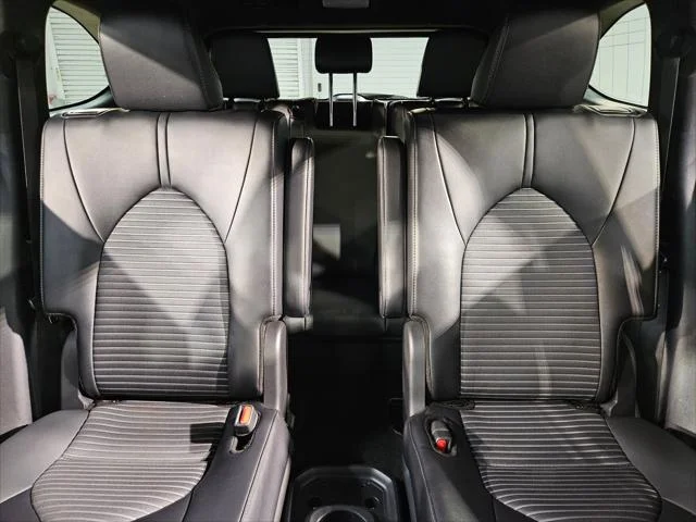 Certified Used 2025 MAGNETIC GRAY MET. Toyota  image 13