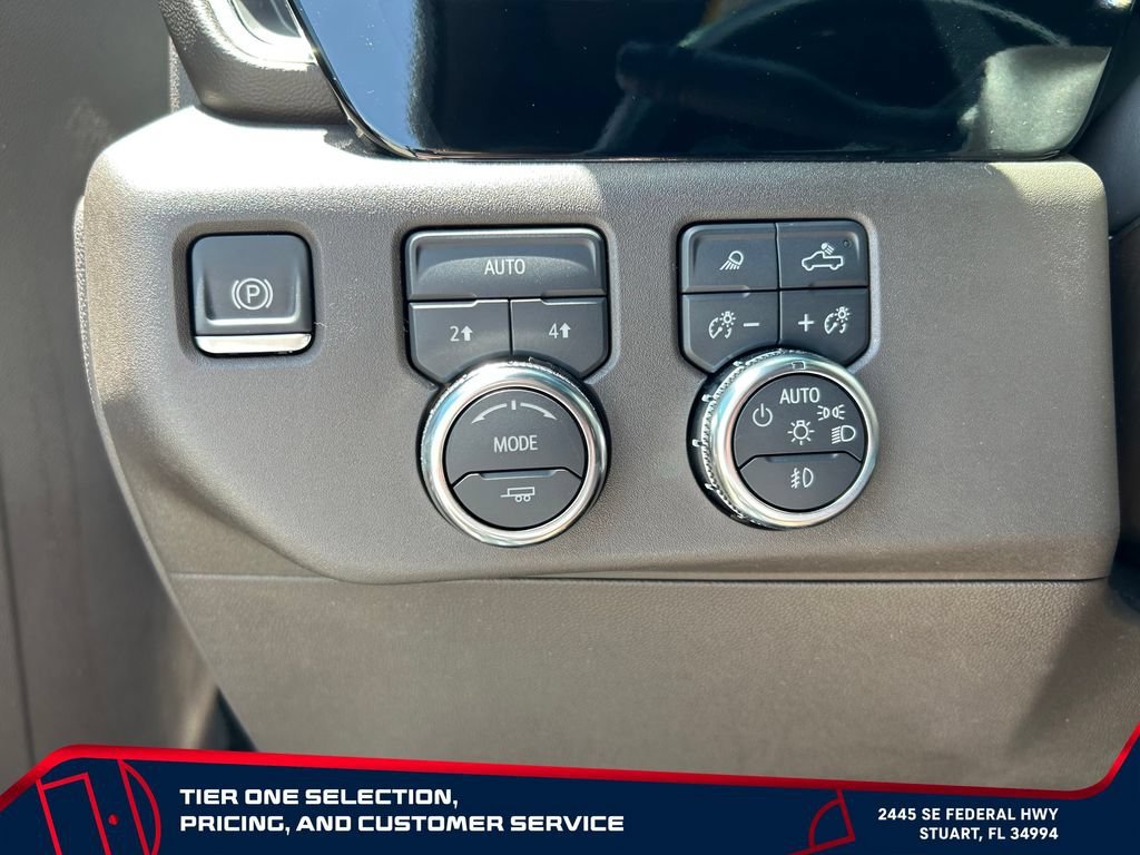 Used 2025 Sterling Metallic GMC SLT image 19